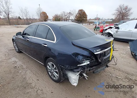 2017 Mercedes-Benz C 300 4Matic из США, поврежденный, VIN WDDWF4KB8HR217503